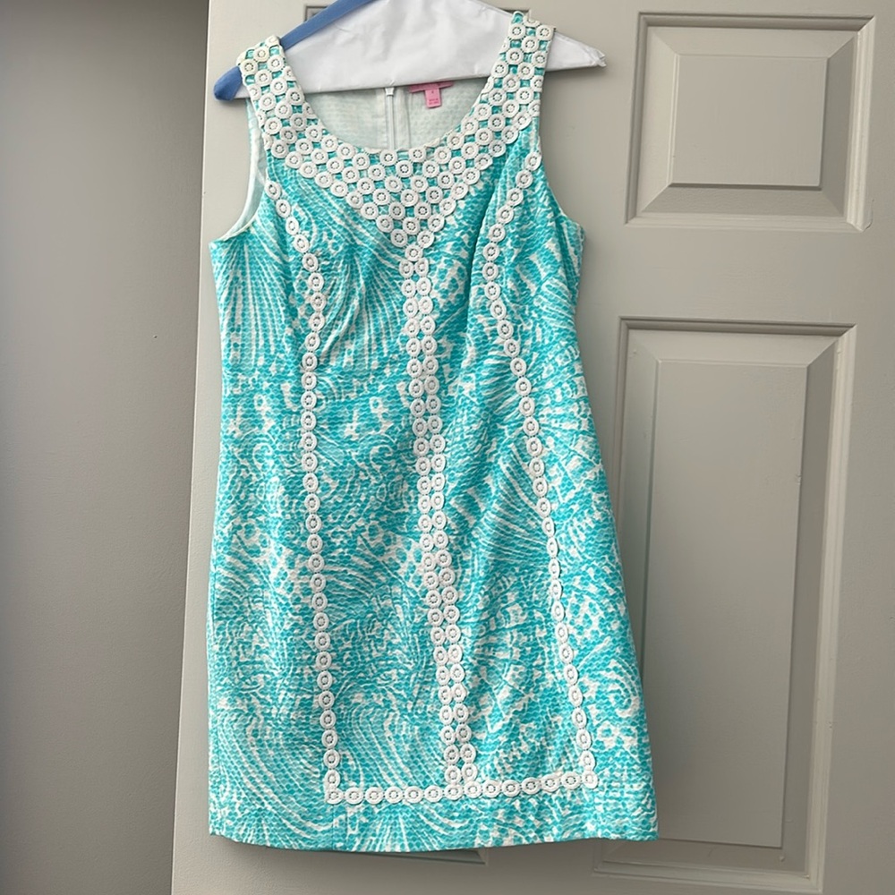 Lilly Pulitzer MacFarlane Shorely Blue shift dress - size 8